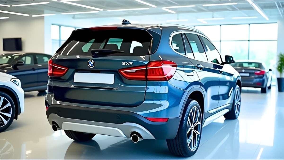 2026 BMW X1 review, BMW X1 hybrid 2026, BMW X1 features 2026, BMW X1 luxury SUV, BMW X1 infotainment, BMW X1 adaptive cruise, BMW X1 premium leather, BMW X1 turbo hybrid, 2026 BMW X1 price, BMW X1 dynamic driving modes